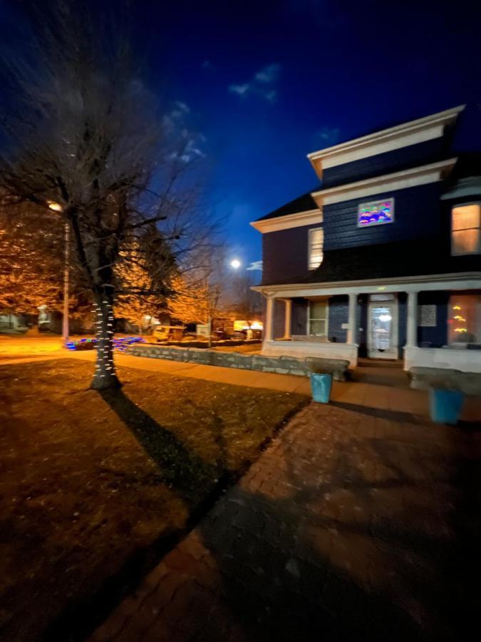 Bed And Breakfast Hearts Desire Raton Exteriör bild