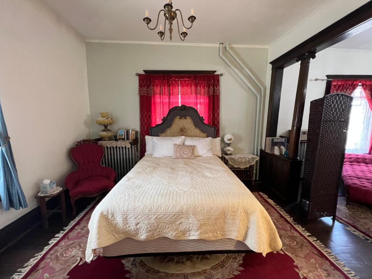 Bed And Breakfast Hearts Desire Raton Exteriör bild